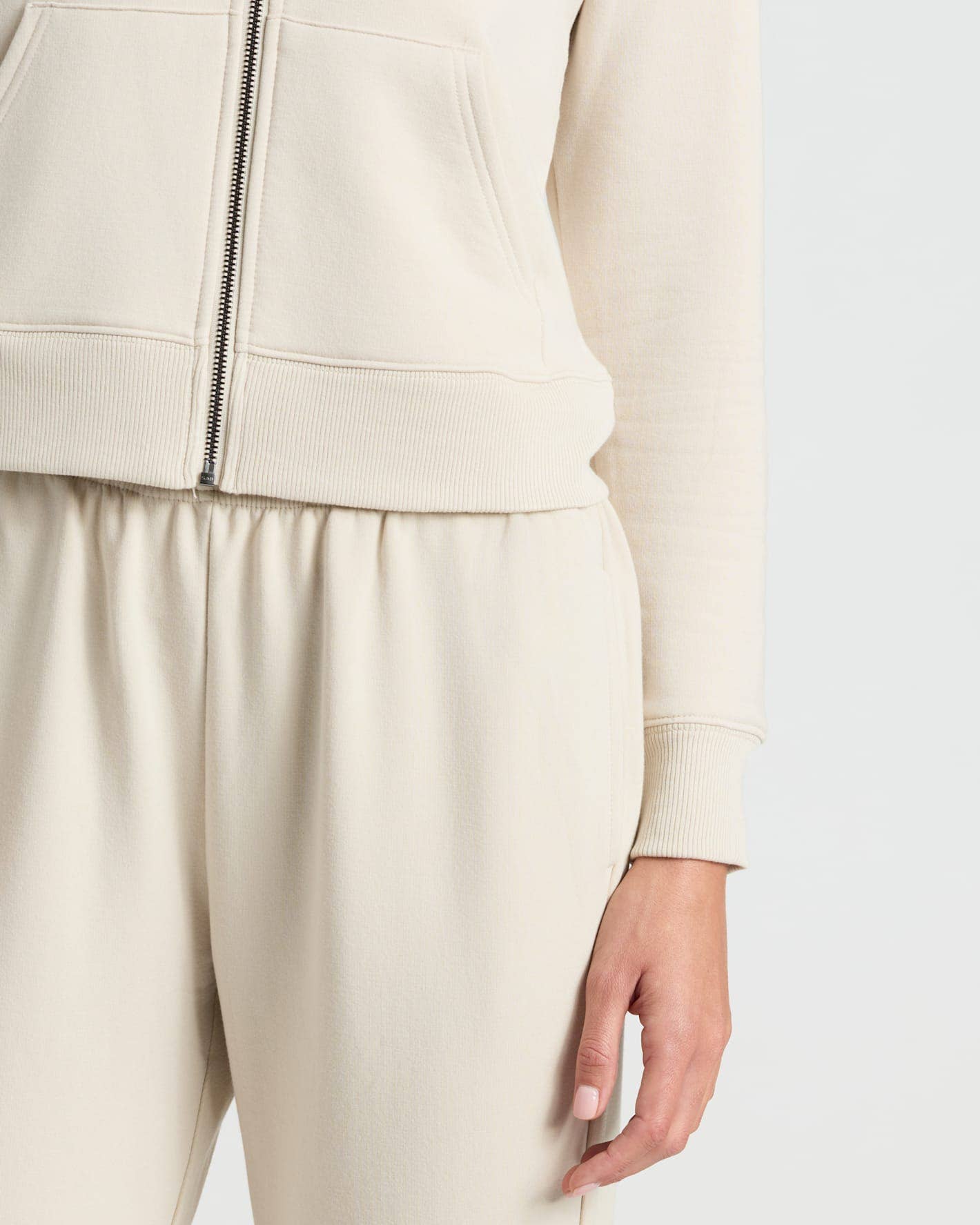 True Classic - Women's Oatmeal Crop Zip Hoodie