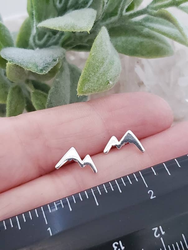 Mountain Peaks Sterling Silver Stud Earrings – Nature-Inspired Jewelry