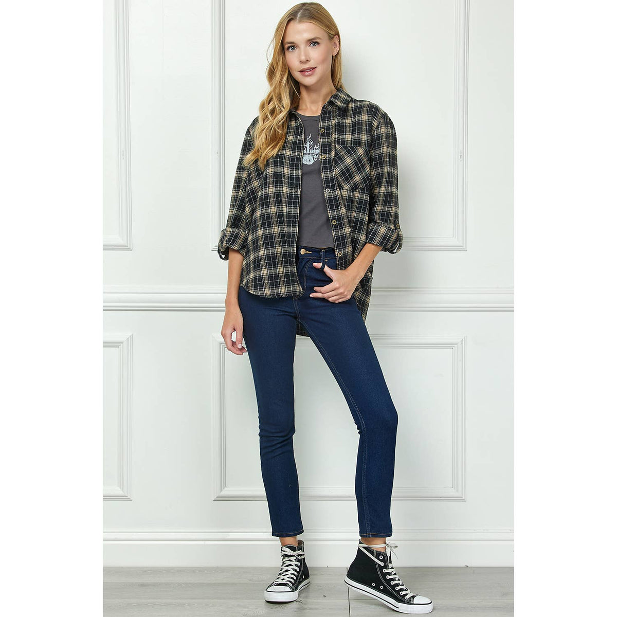 Black & Tan Plaid Roll-Sleeve Flannel Shirt