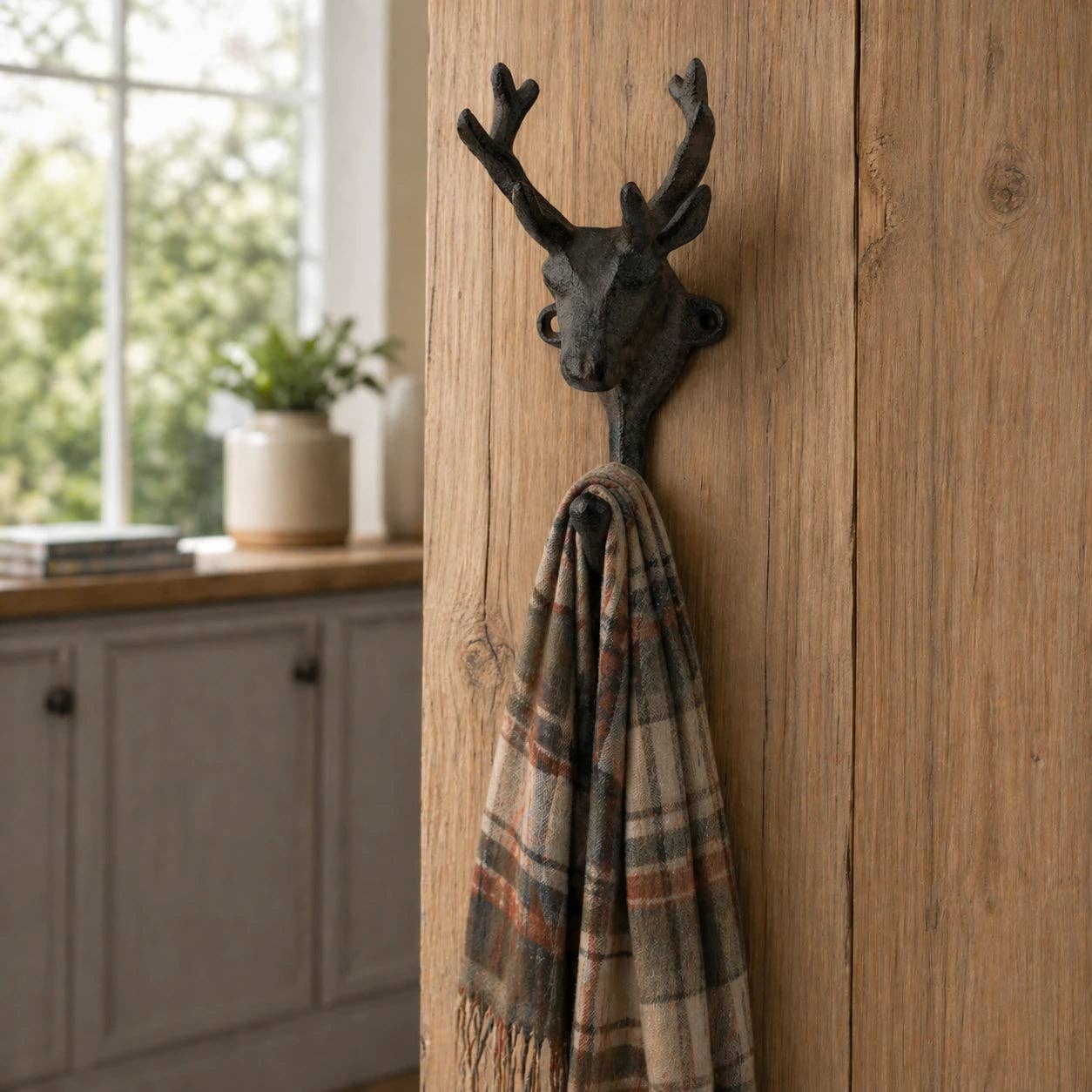 Cast Iron Deer Head Wall Hook – Rustic Lodge Coat, Hat & Key Hook, 6.4"